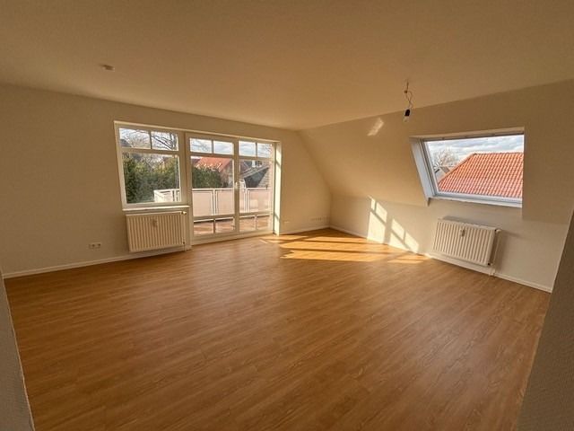 Renovierte 3-Zimmer Wohnung mit Süd-West-Balkon in ruhiger Lage